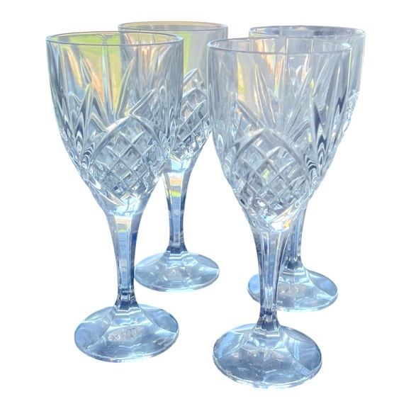 Set of 4 Godinger Dublin Glass Goblets - Perfect for Wine Lovers! - Picture 10 of 16